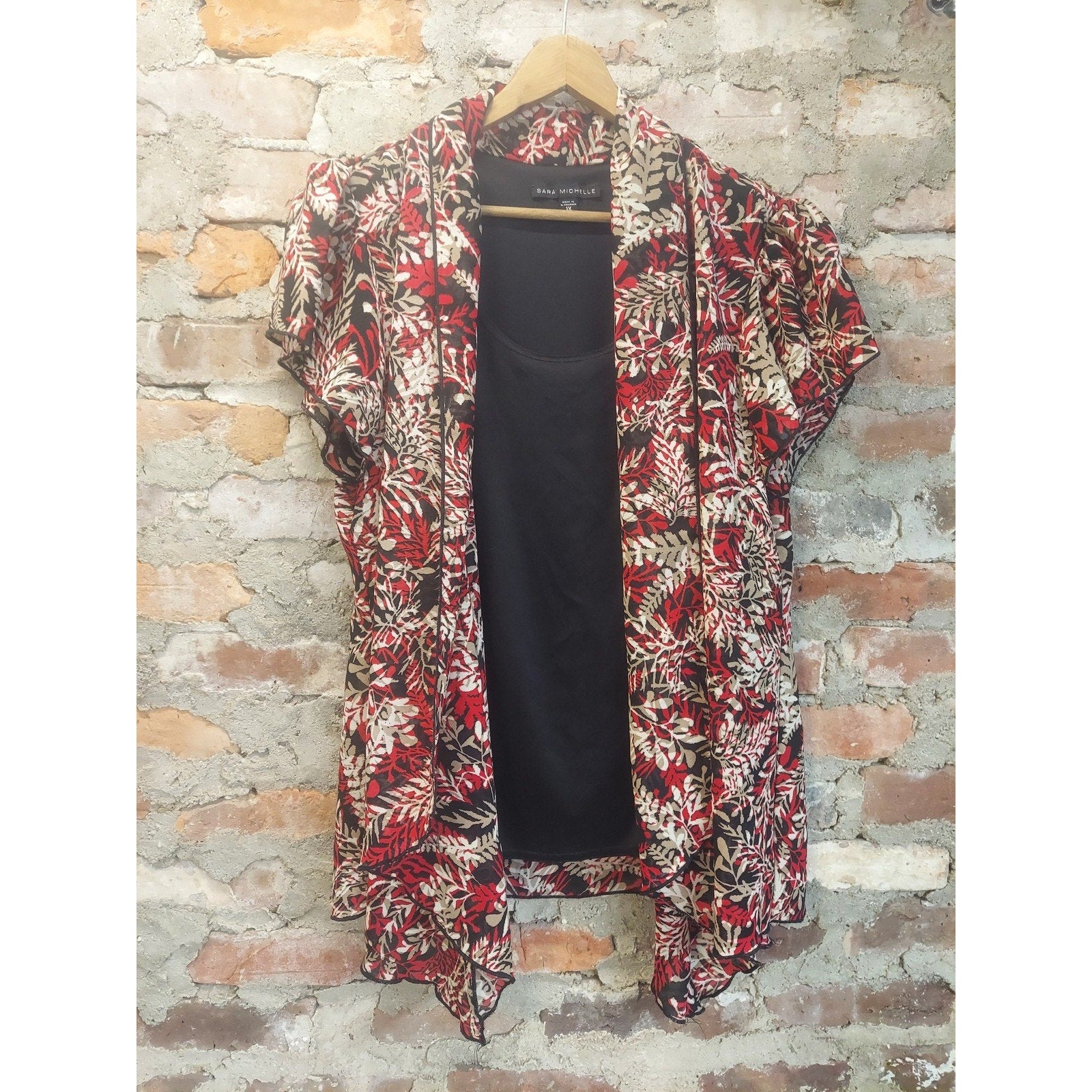 Sara Michelle Womens Layered Shrug Top 1X Red Black Tan Floral Leaf