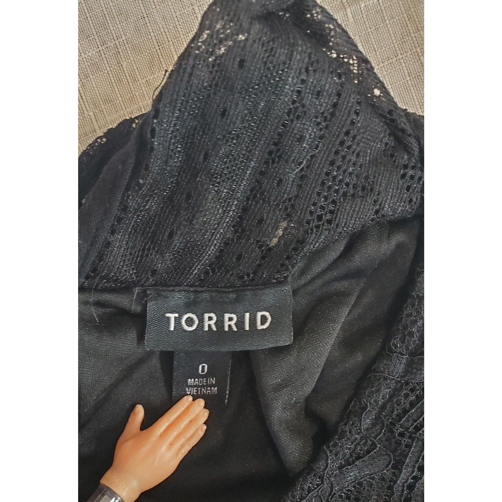 Torrid Womens Size 0 Large Dress Black Sleeveless Lace Midi Asymmetrical Hem