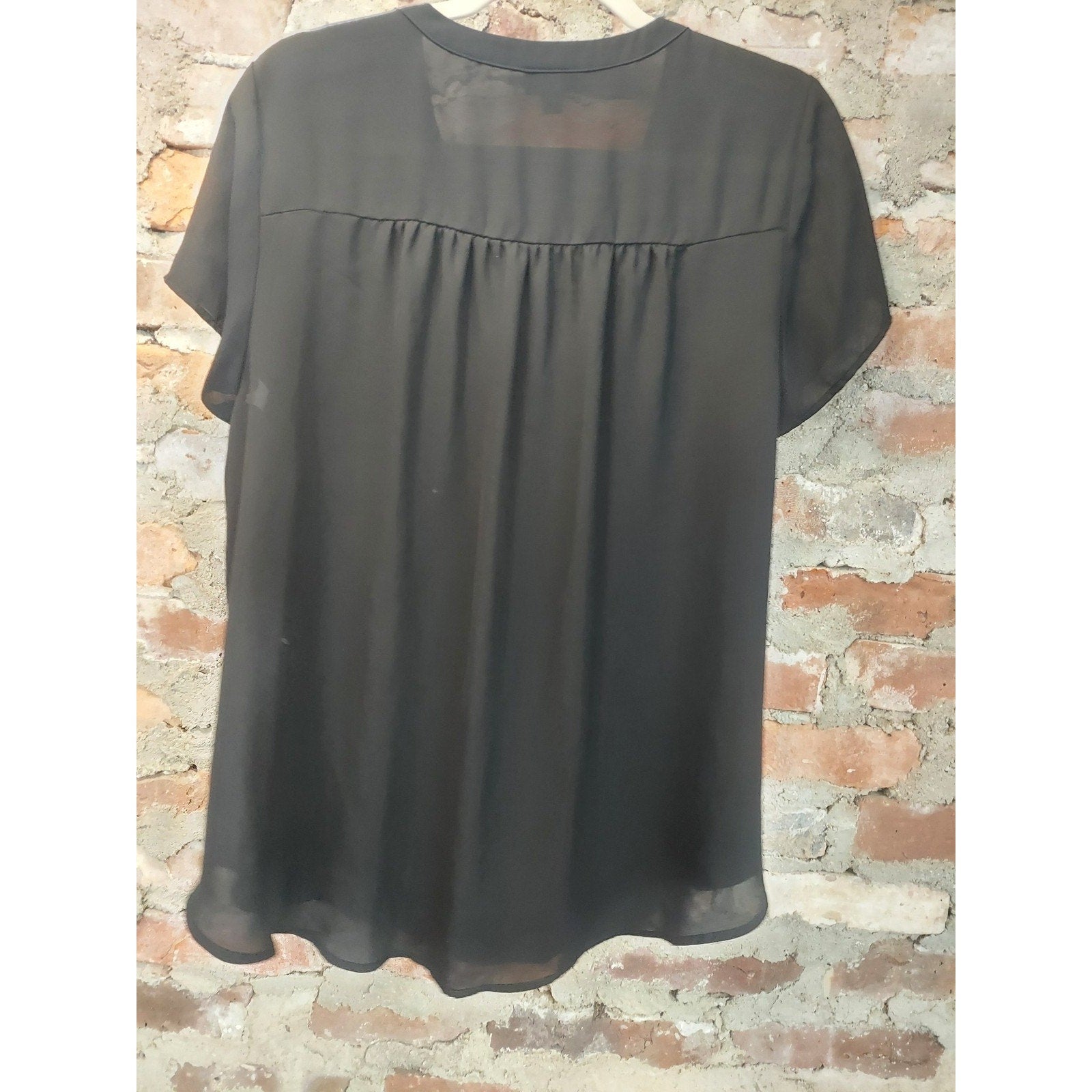 TORRID Womens Blouse Size 00 Black V Neck Short Sleeve Flowy Tunic Top
