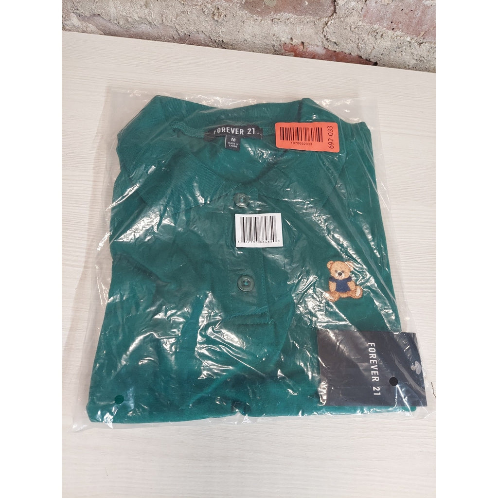 Forever 21 Womens Polo Shirt M Green Teddy Bear Embroidered Cropped Short Sleeve