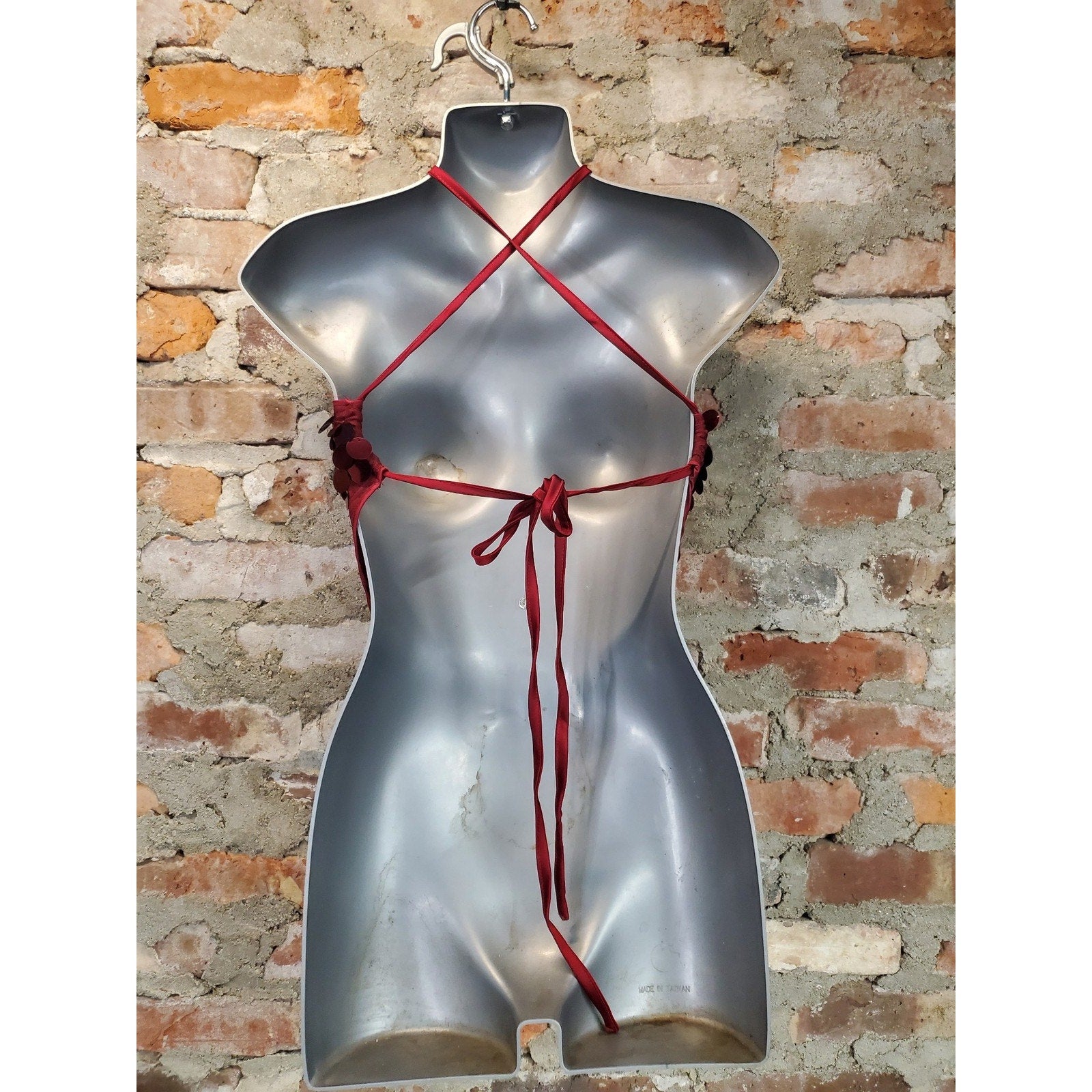 SweatyRocks Womens Sequin Halter Top Scarf Crop Adjustable Tie Back Red Size S