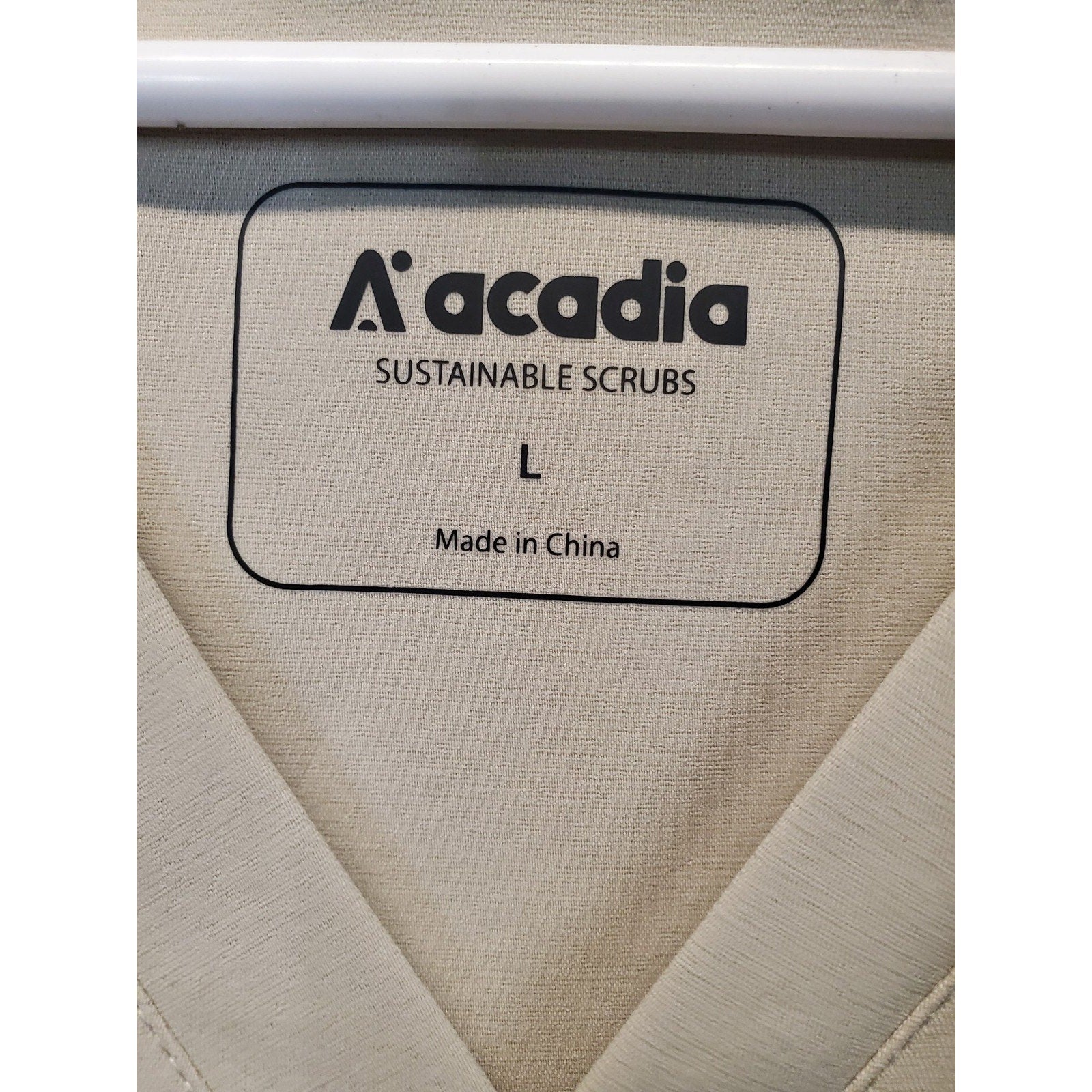 Acadia Womens Scrub Top L Tan V Neck Sustainable Healthcare Uniform NWT Pockets