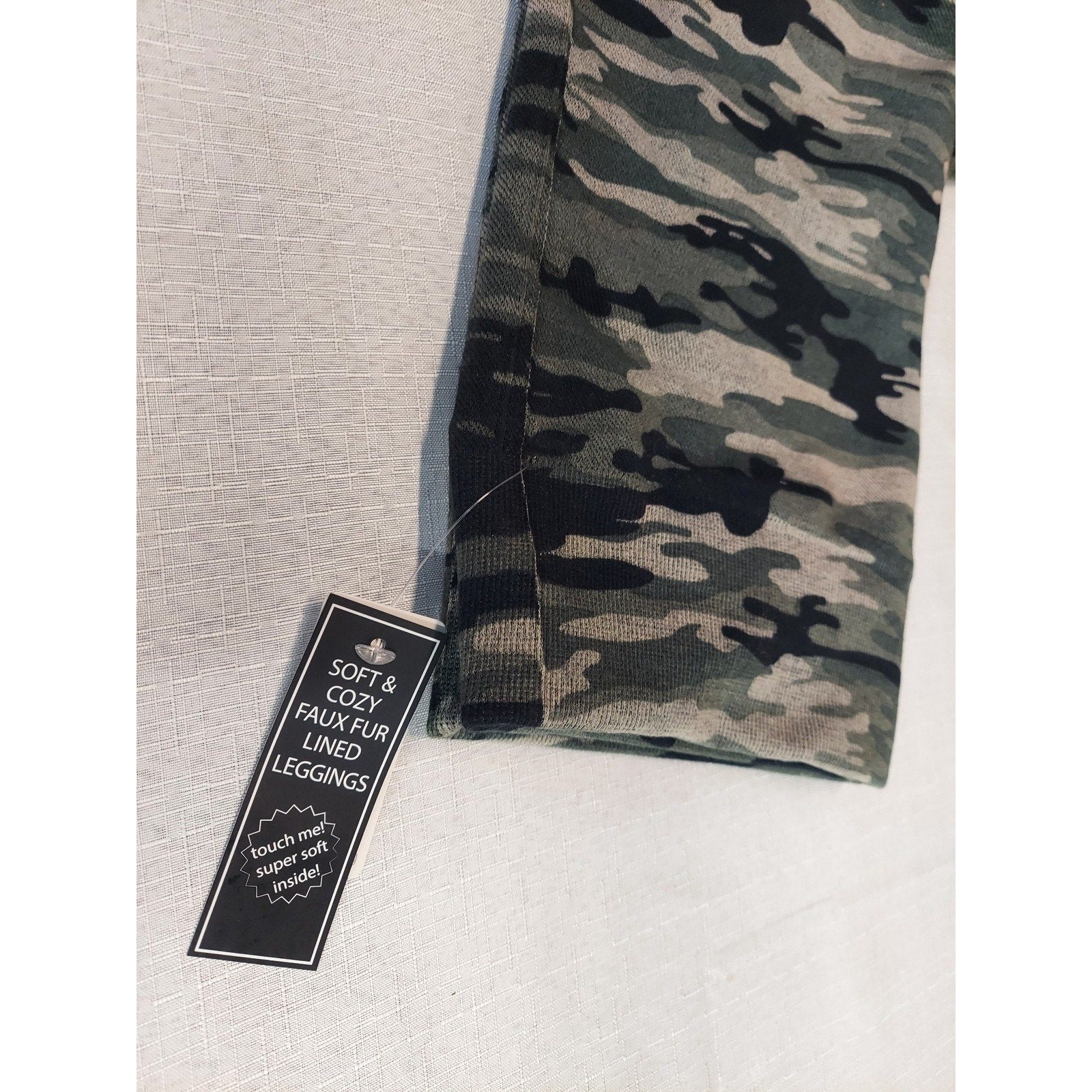 No Comment Womens Leggings 2X 3X Camouflage Green Faux Fur Lined Cozy NWT