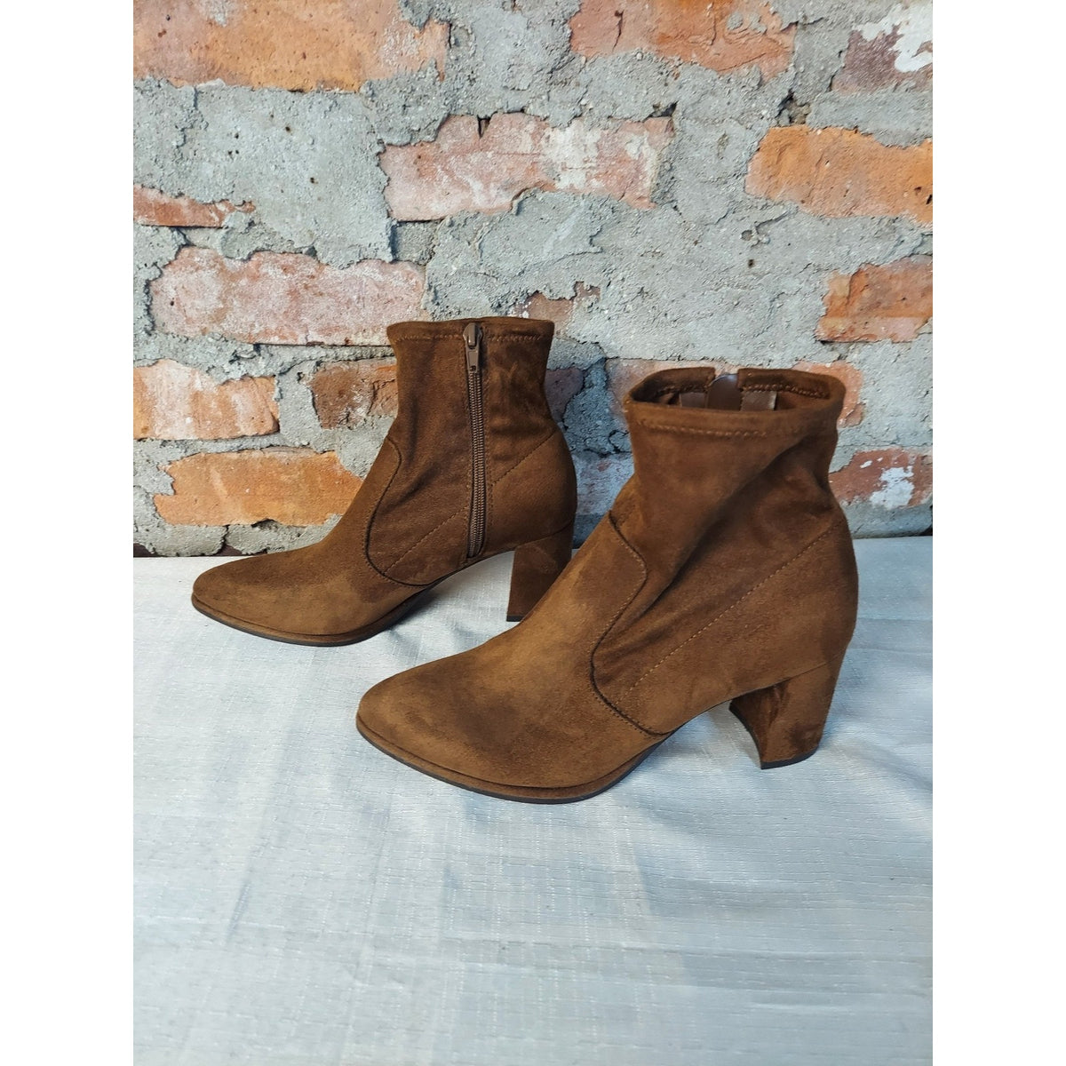 Nine West Womens Ankle Boots Size 6M Brown Block Heel Pointed Toe Suede Side Zip