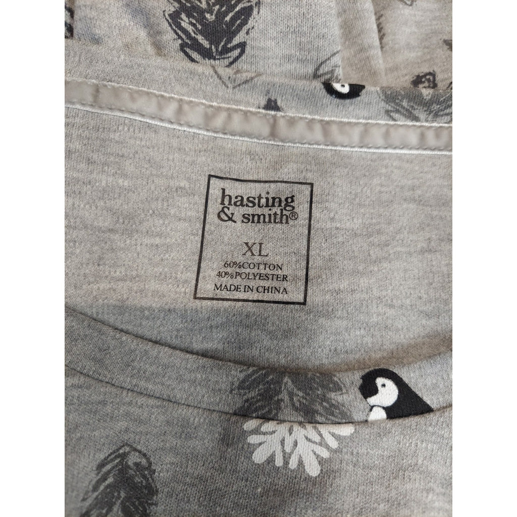 Hasting & Smith Womens XL Long Sleeve Shirt Gray Penguin Snowflake Print
