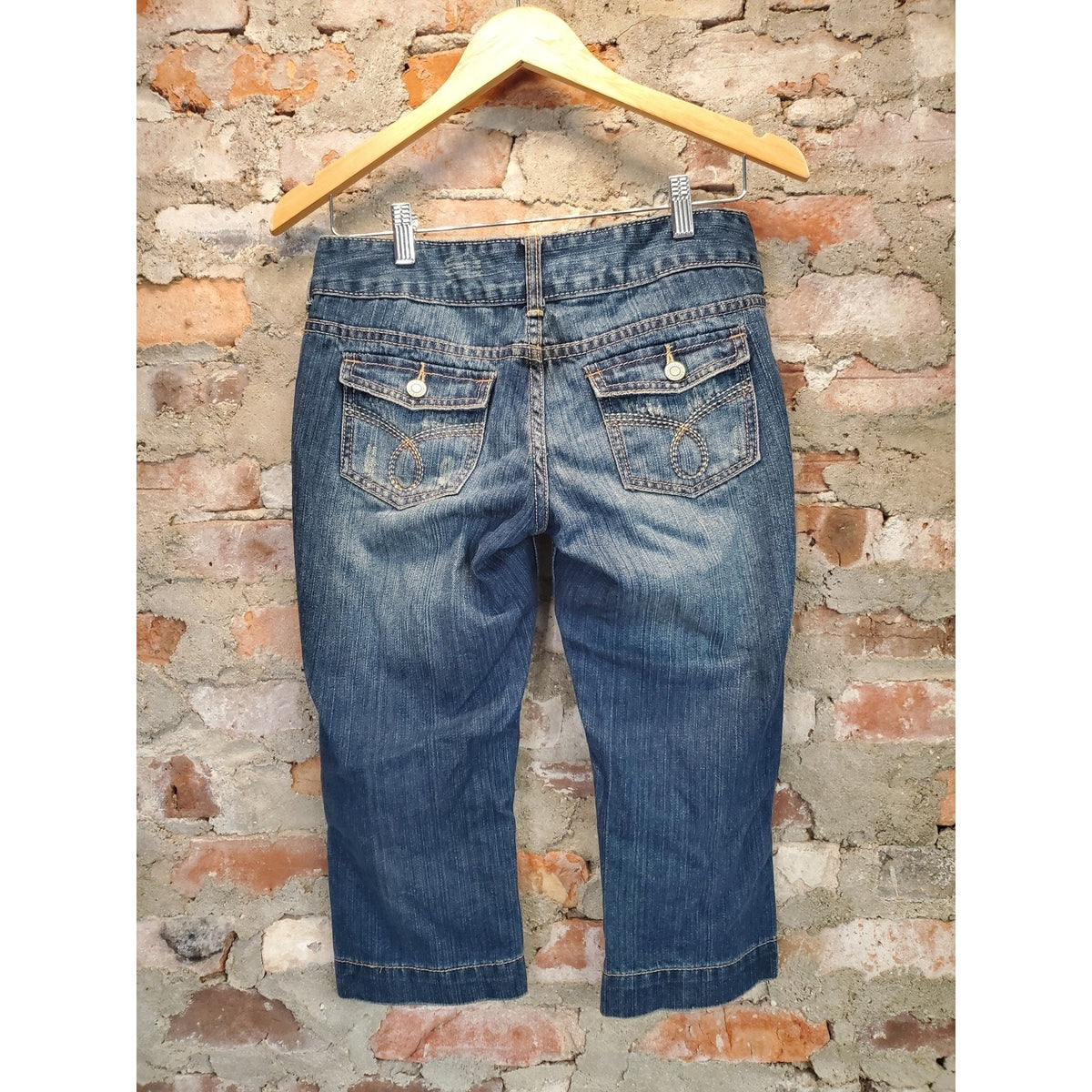 Womens Juniors Distressed Capri Jeans 1/2 Medium Wash 100 Cotton Low Rise