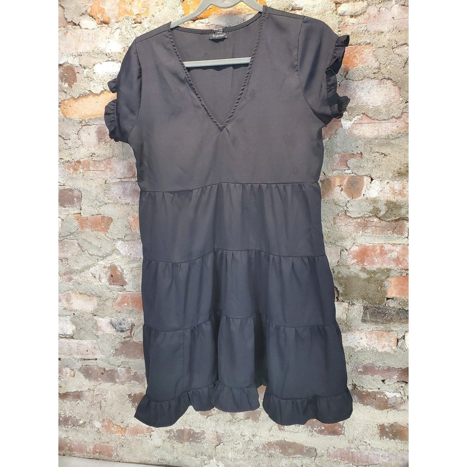 Style house Womens Black Tiered Ruffle Sleeve V Neck Mini Dress Size M