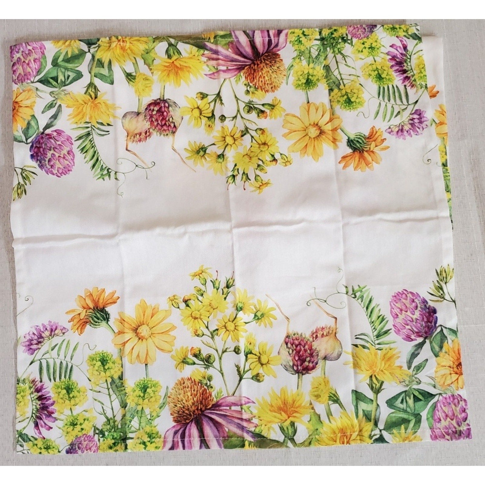 Set of 4 Cloth Dinner Napkins White Multicolor Floral Botanical Print
