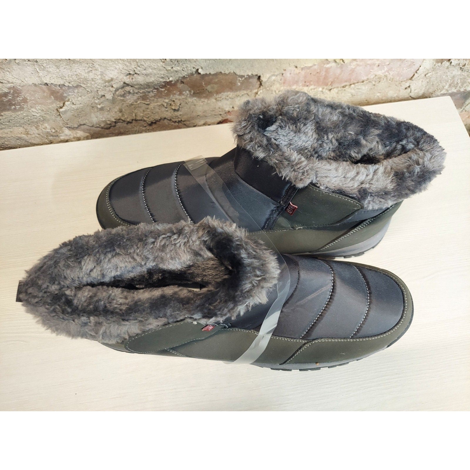 Mens Snow Boots US 14 Dark Gray Waterproof Warm Fur Lined Winter Hook Loop