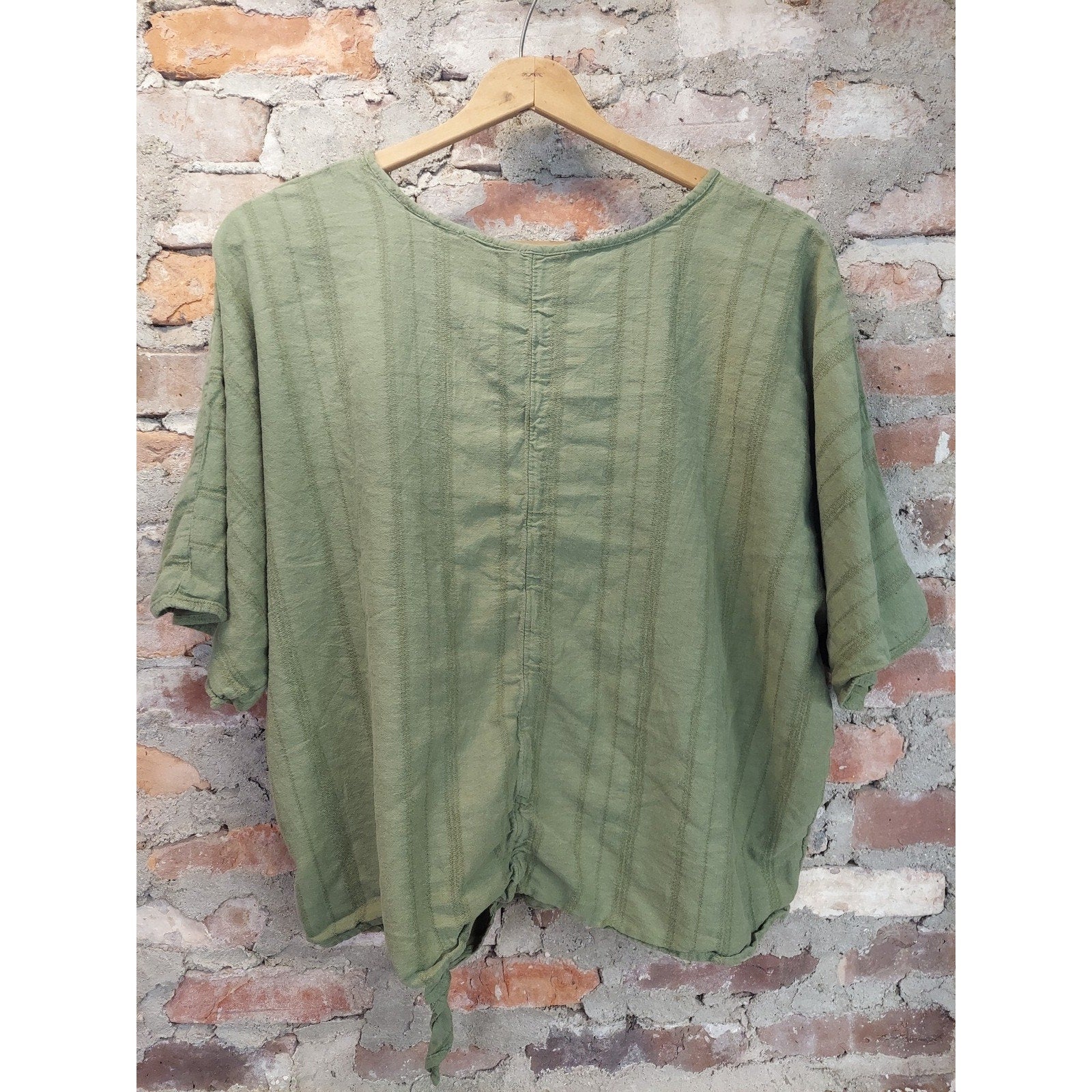 Time & Tru Womens Top XXL 20 Olive Green Short Sleeve Tie Front Striped Linen