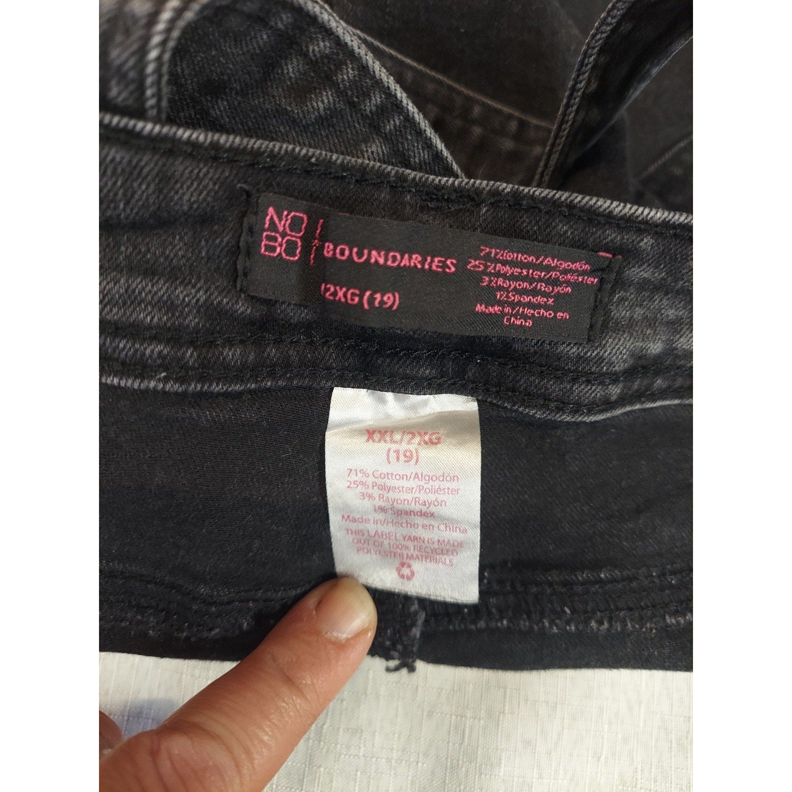 No Boundaries Womens Denim Shortalls 2XG 19 Black Distressed Adjustable Straps