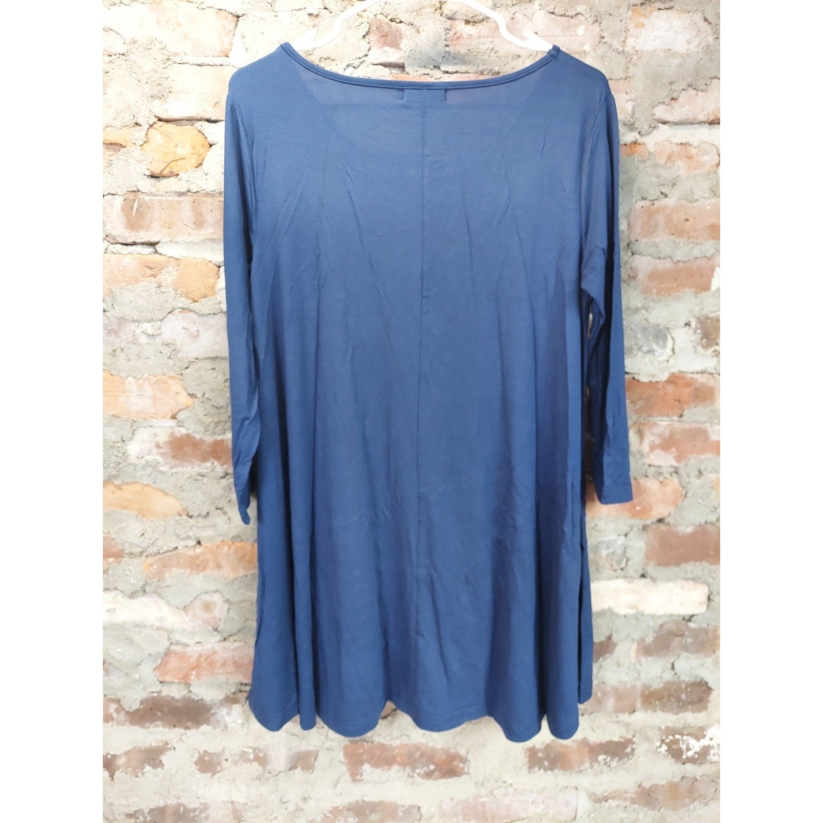 Veranee Womens Swing Tunic Top M Blue 3/4 Sleeve Scoop Neck Flowy Casual