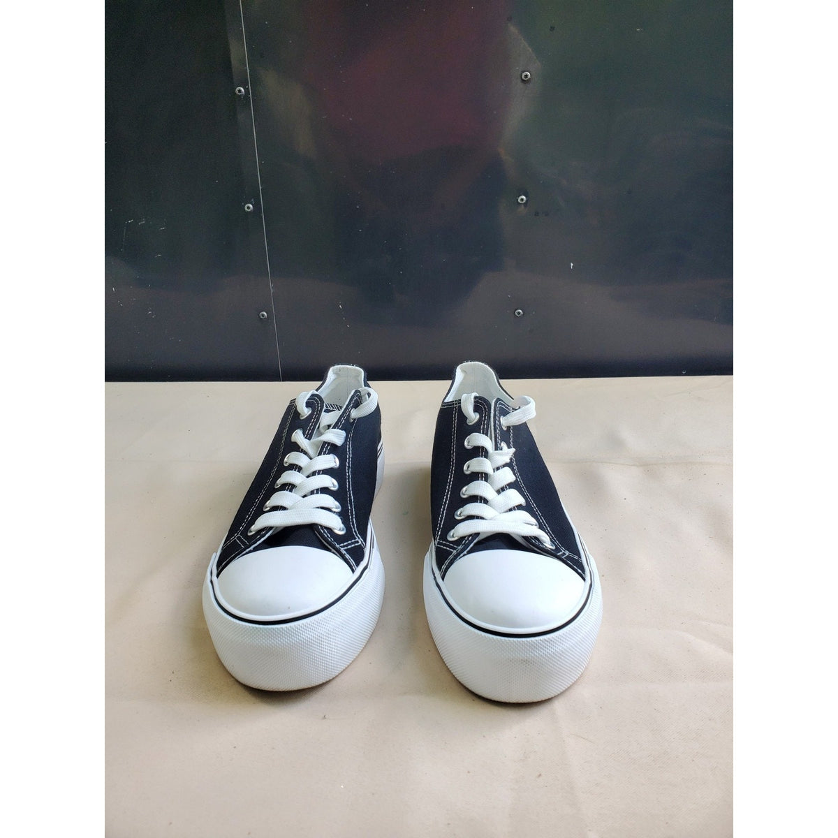 Womens Platform Sneakers Size 9 Black White Canvas Low Top Lace Up Casual