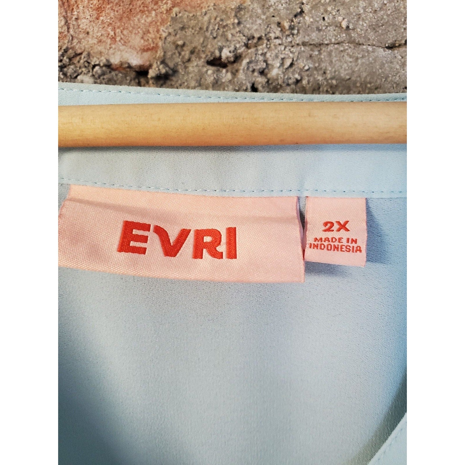 EVRI Womens Plus Size 2X Tunic Blouse Light Blue V-Neck High Low Hem Top
