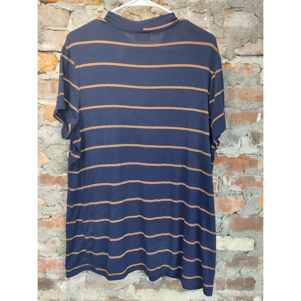 Free Kisses Womens Keyhole Top Plus 1X Navy Tan Striped Short Sleeve