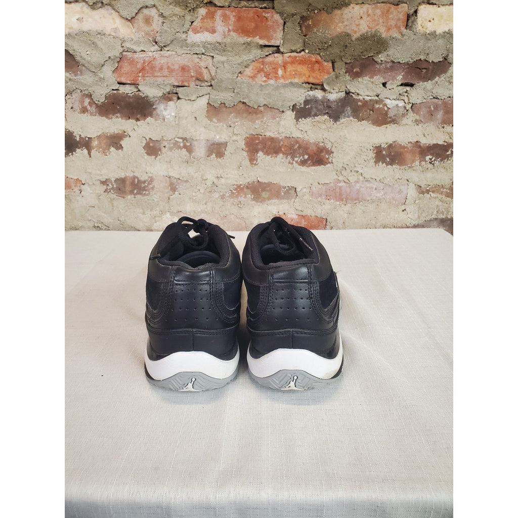 Jordan Mens Sneakers US 12 Black White Zoom Athletic Basketball Shoes 2011