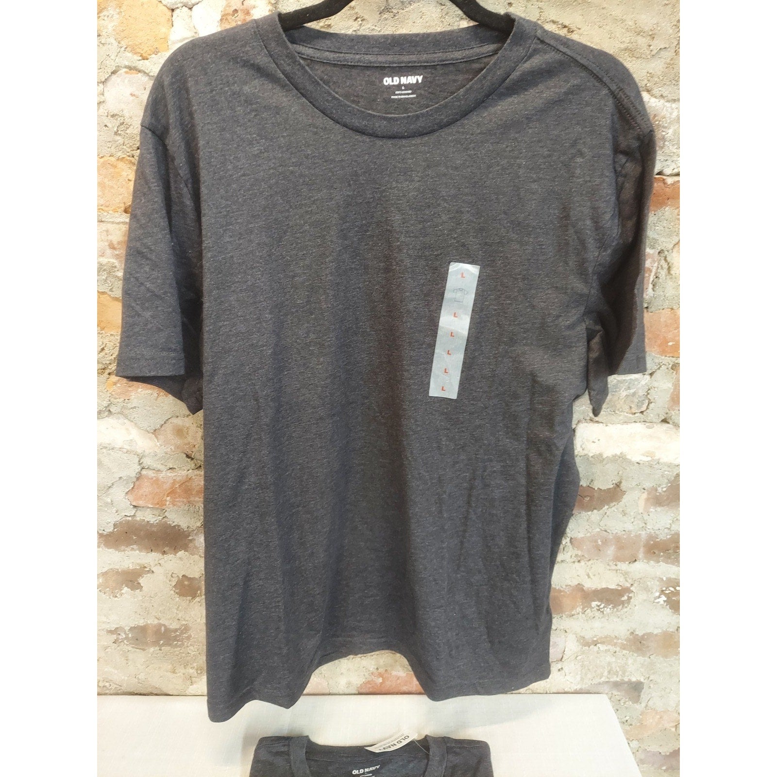 Old Navy Mens Short Sleeve T Shirt L Dark Heather Gray Crewneck NWT