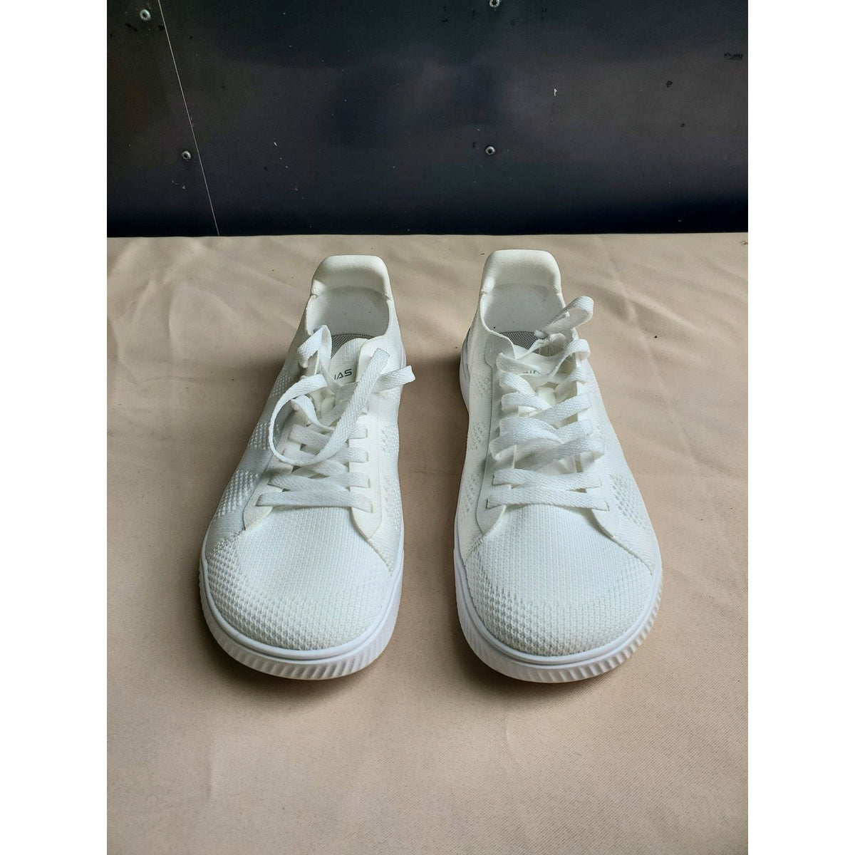 AIRHAS Mens Sneakers Shoes Size 10.5 White Knitted Breathable Casual Athletic