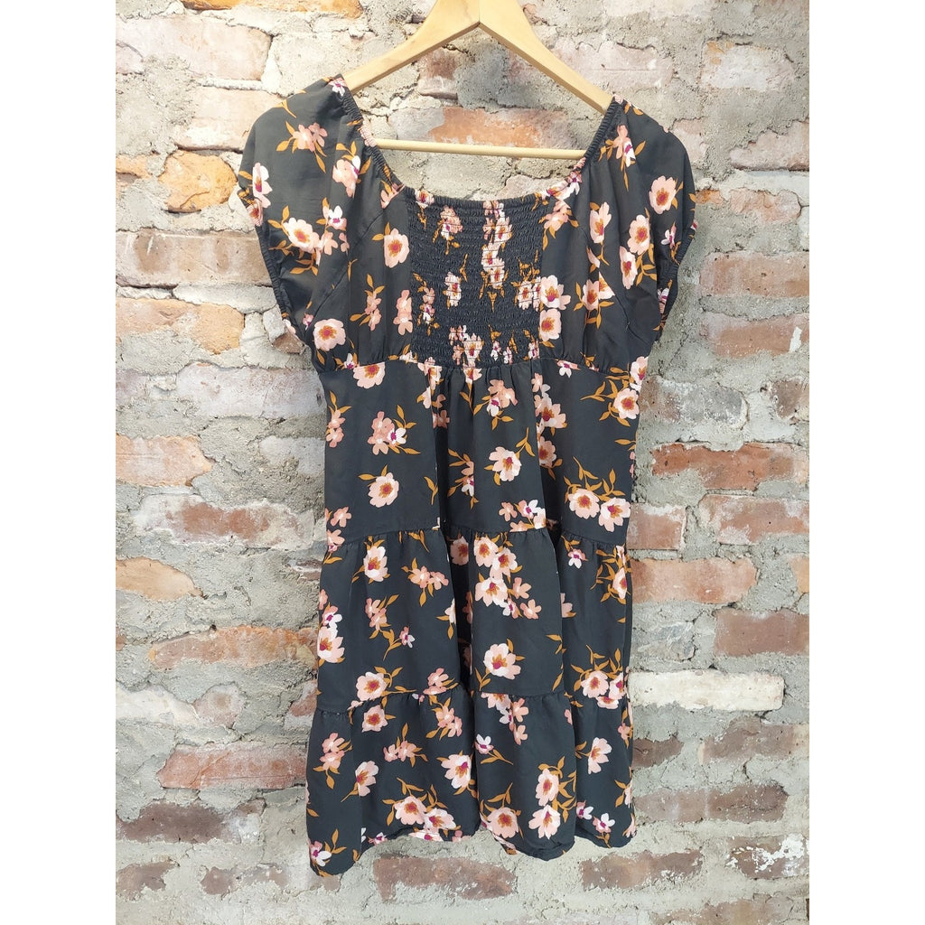 Sugar & Jade Womens Dress XXL Charcoal Floral Smocked Tiered Short Sleeve
