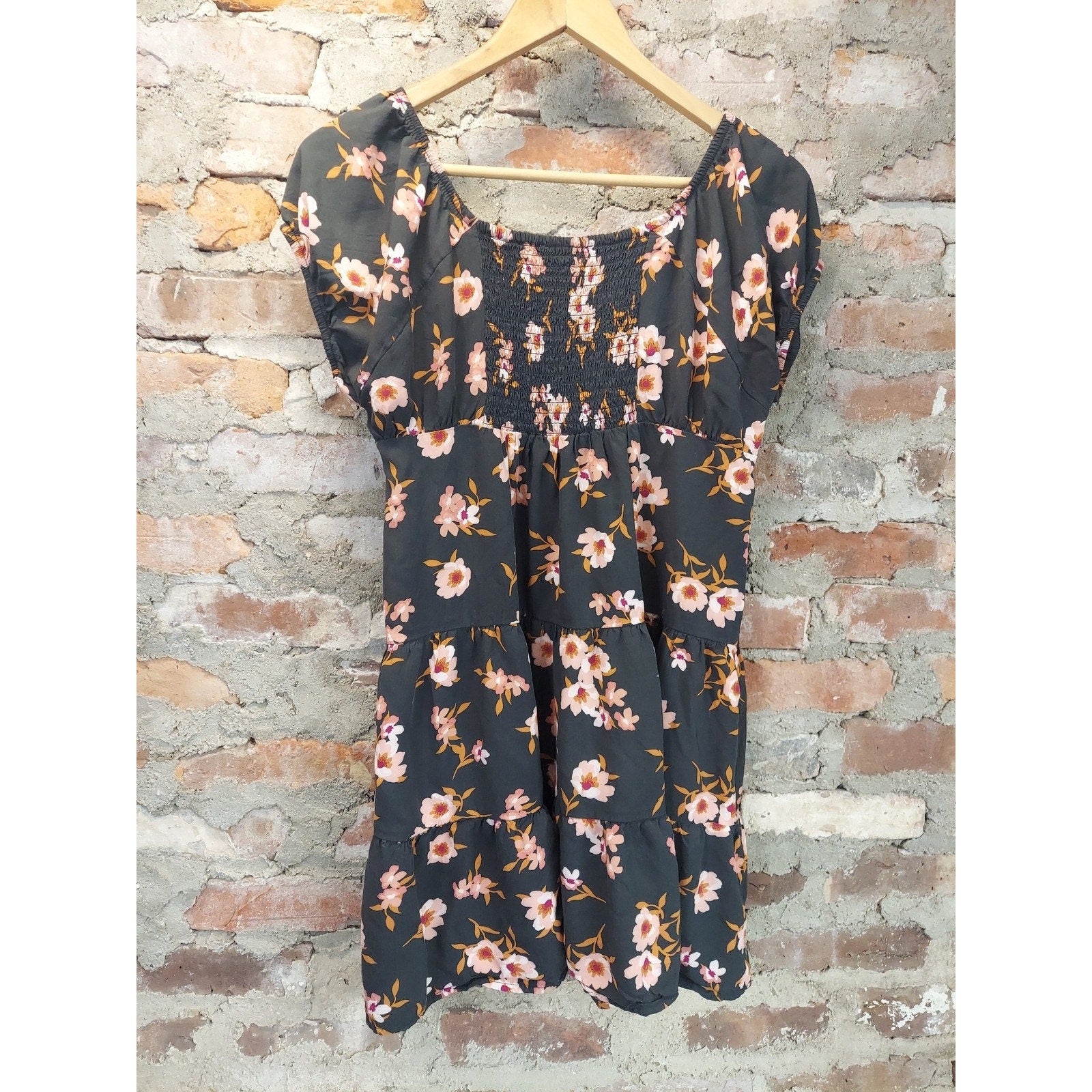 Sugar & Jade Womens Dress XXL Charcoal Floral Smocked Tiered Short Sleeve