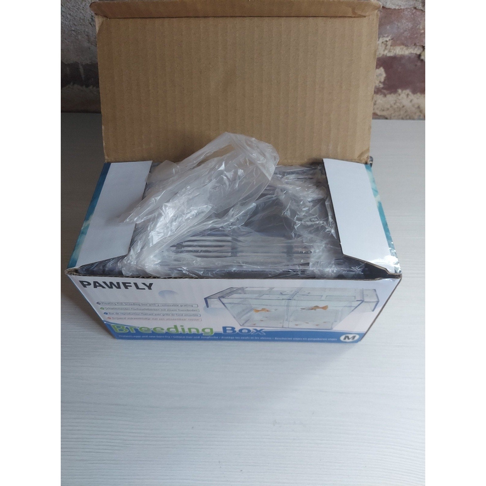 PAWFLY Floating Fish Breeding Box Aquarium Fry Hatchery Isolator With Grate New