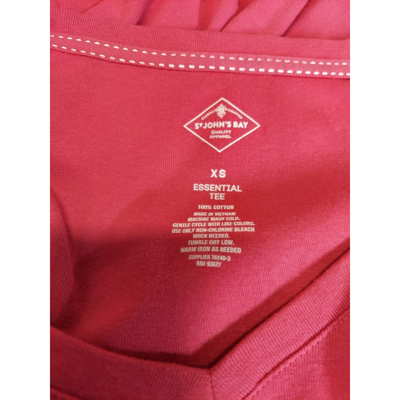 St Johns Bay Womens Essential Tee XS Fuchsia V Neck 3/4 Sleeve Cotton Solid
