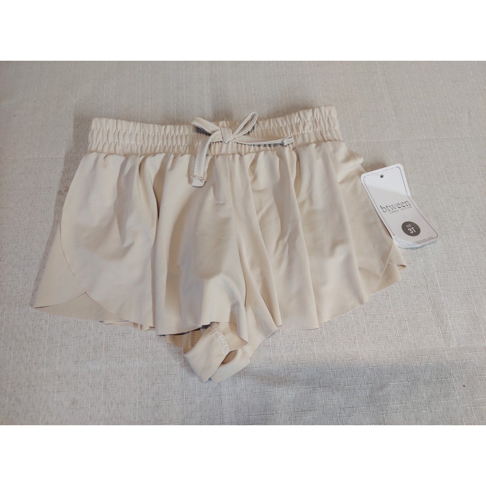 Btween 2 Pack Active Girls Skort Shorts Size 3T Beige NWT Elastic Waist