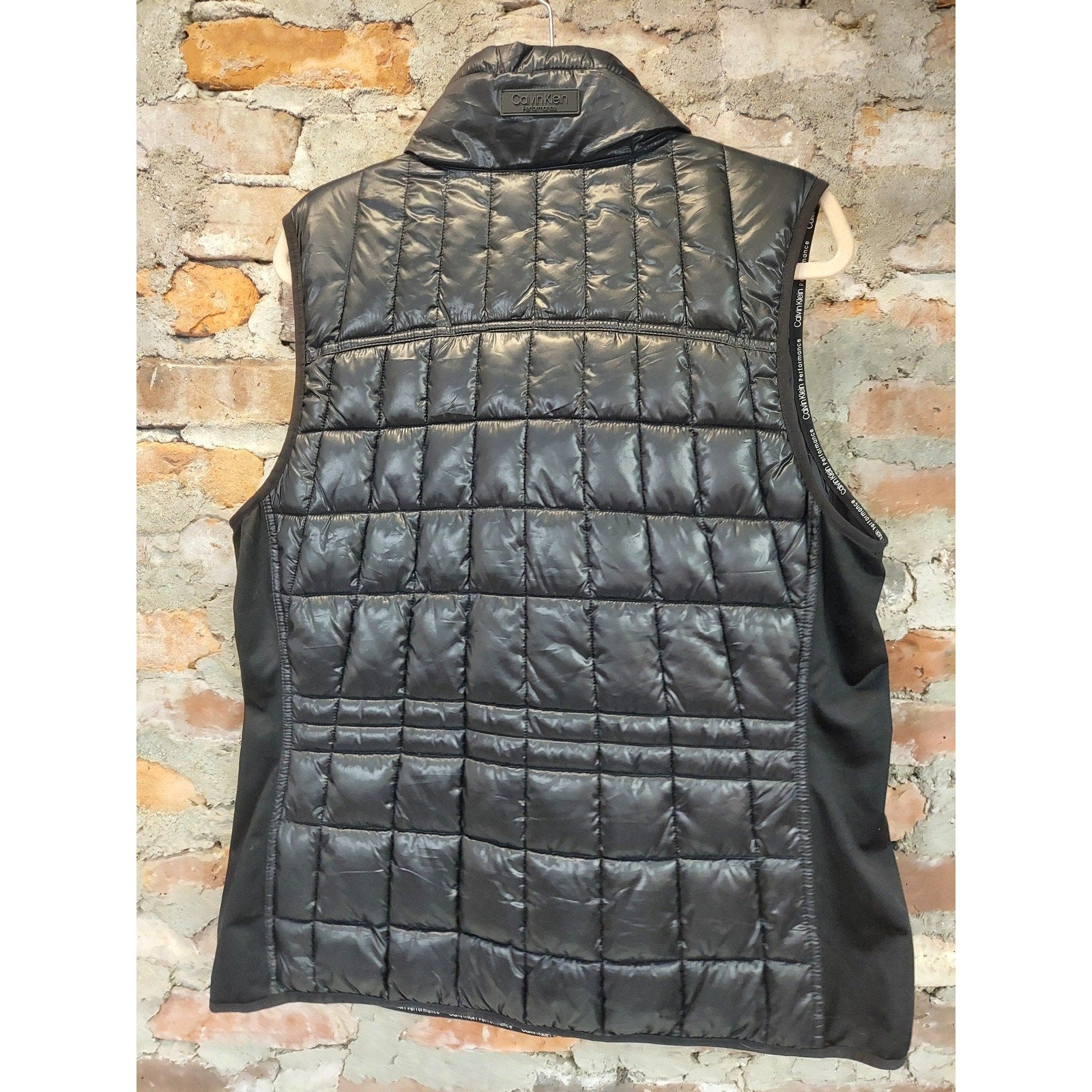 Calvin Klein Performance Womens Puffer Vest 1X Black Asymmetrical Zip Stand