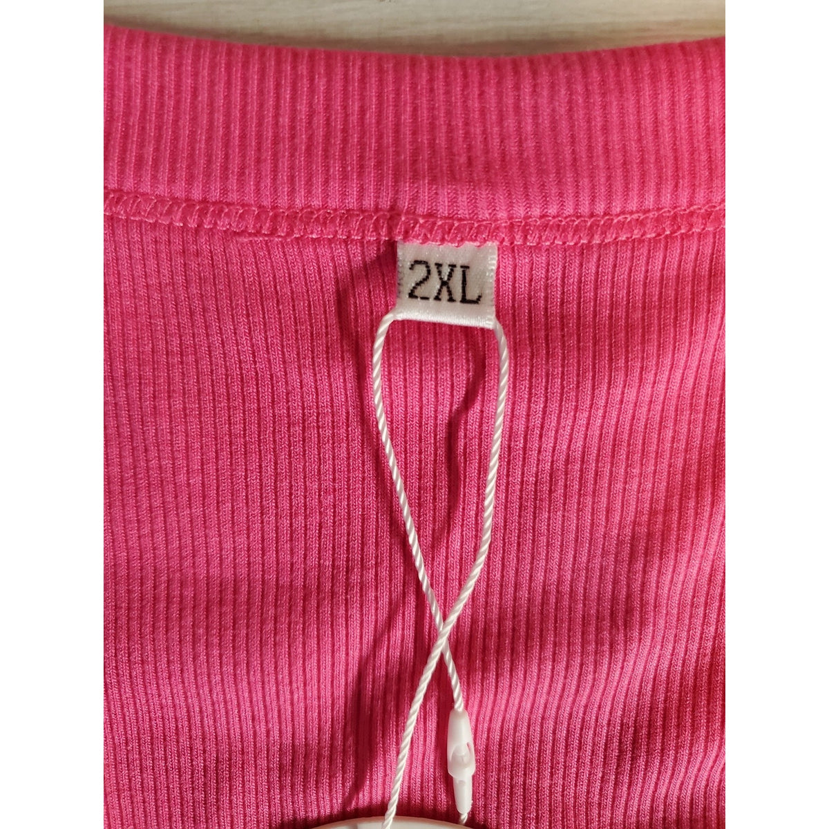 An Ensembl Womens Tank Top 2XL Hot Pink Ribbed Knit NWT Scoop Neck Sleeveless