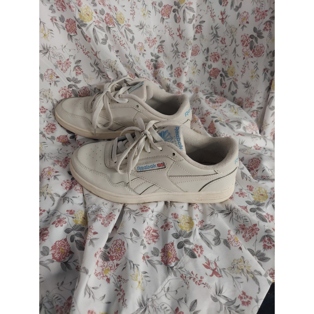 Reebok Womens Sneakers Classic FZ3578 Size 7 1/2 Chalk Light Blue Low Top