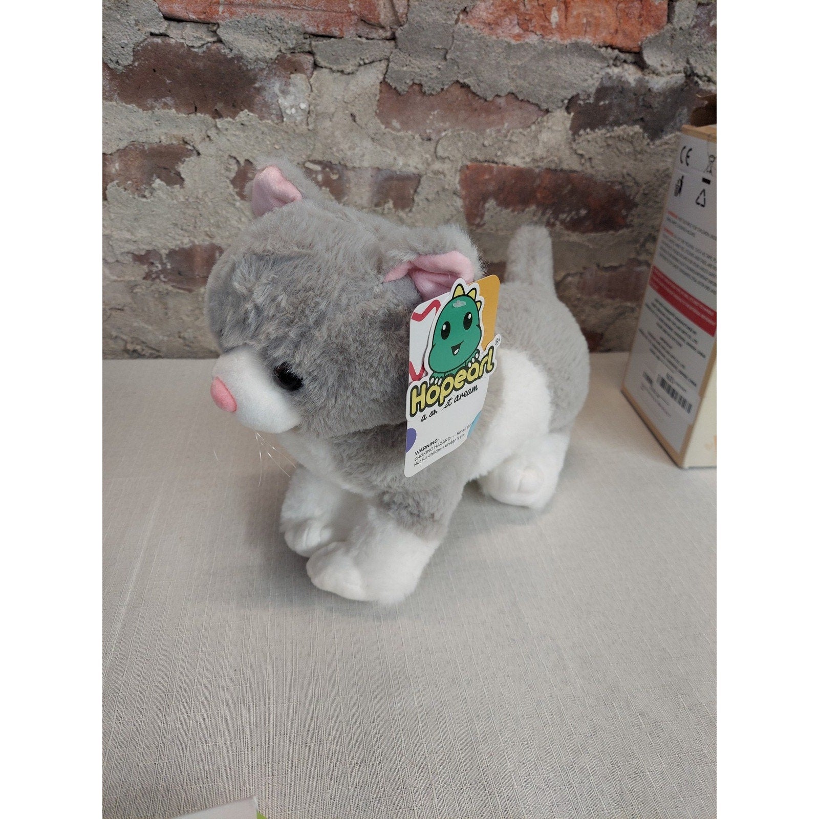 Höpearl Cat Plush Toy Electronic Stuffed Animal Gray White Kids Ages 3+