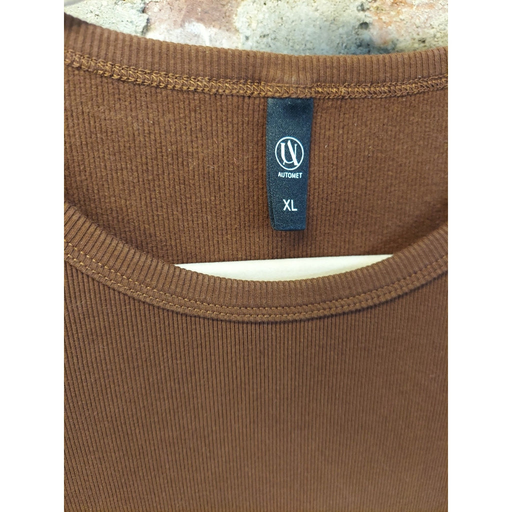 AUTONEY Womens Long Sleeve Shirt XL Brown Ribbed Crewneck Basic Top