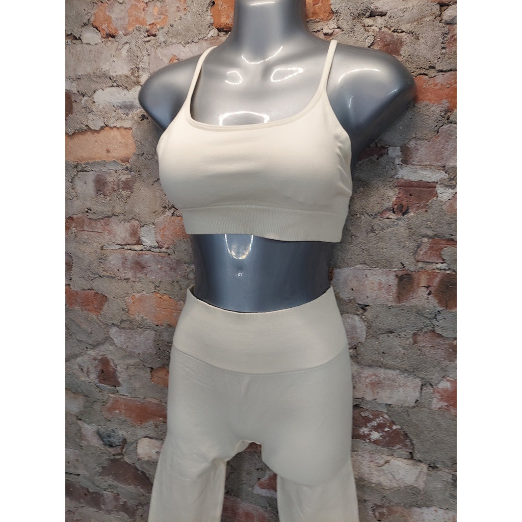 SUUKSESS Womens S Yoga Set Seamless High Waist Scrunch Butt Cream Strappy Back