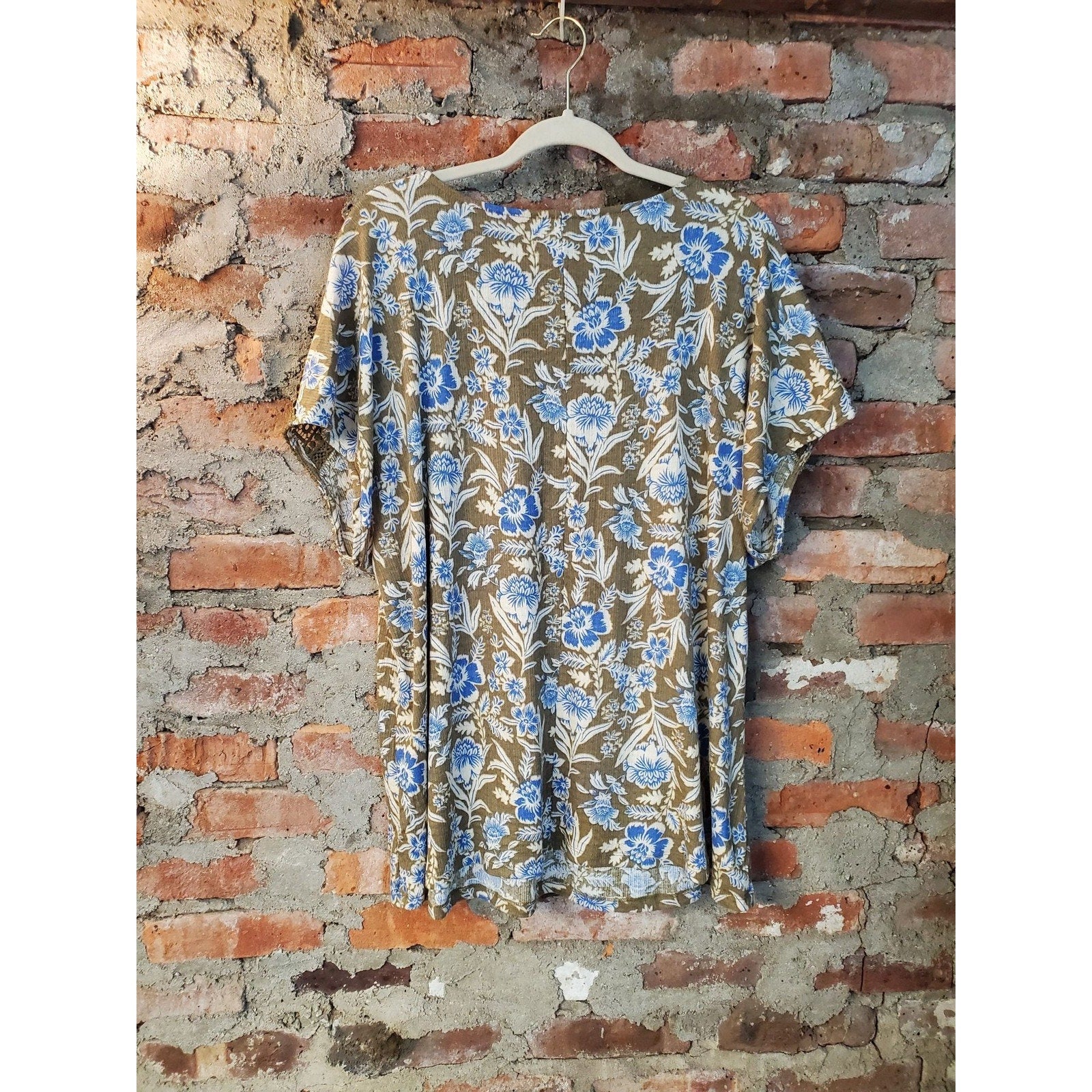 Como Blu Womens Floral Top Blouse Size 2X Green Blue Crochet Lace Peasant