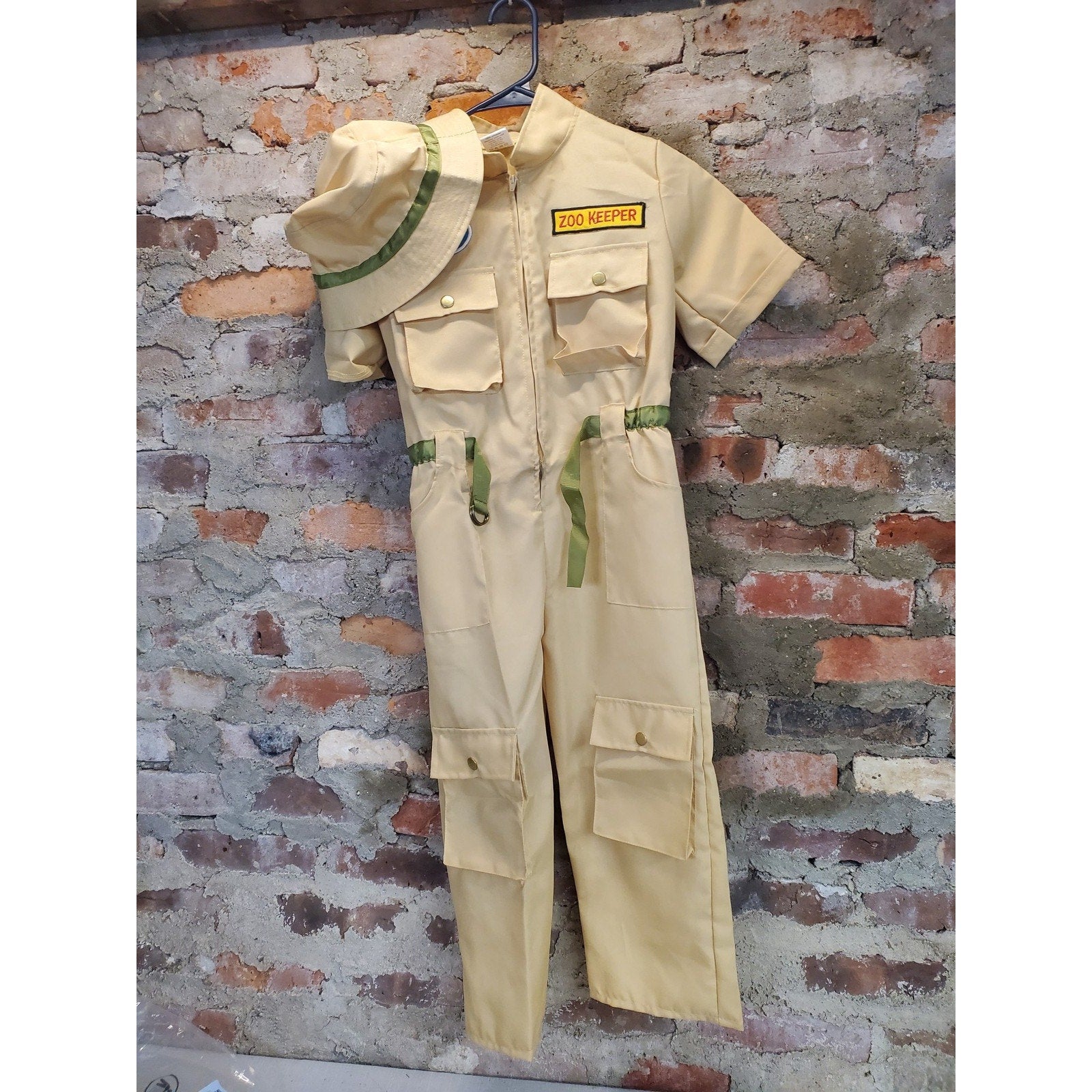 Dress Up America Kids Zoo Keeper Costume L 12-14 Tan Safari Jumpsuit Outfit Hat
