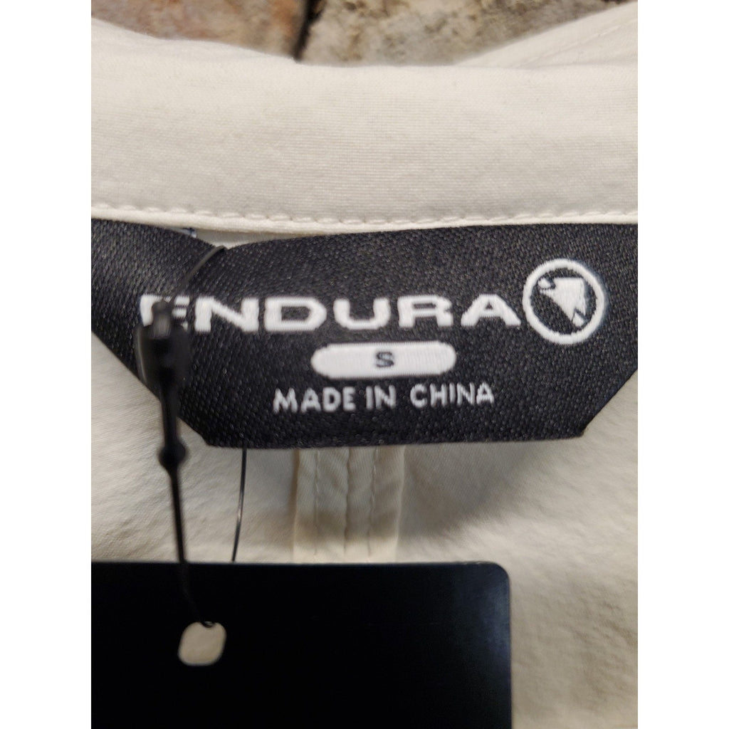 Endura Womens Adventure Corner Long Sleeve Pullover Shirt S Cream NWT Pockets