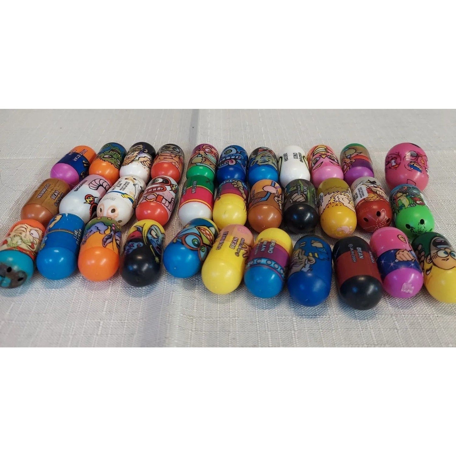 Mighty Beanz Lot of 27 Vintage Collectible Figures Toys Collection Bundle