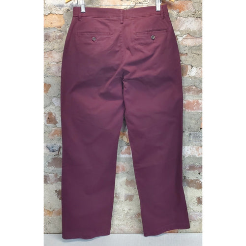 Amazon Essentials Mens Chinos Pants 31W x 29L Burgundy Flat Front Stretch