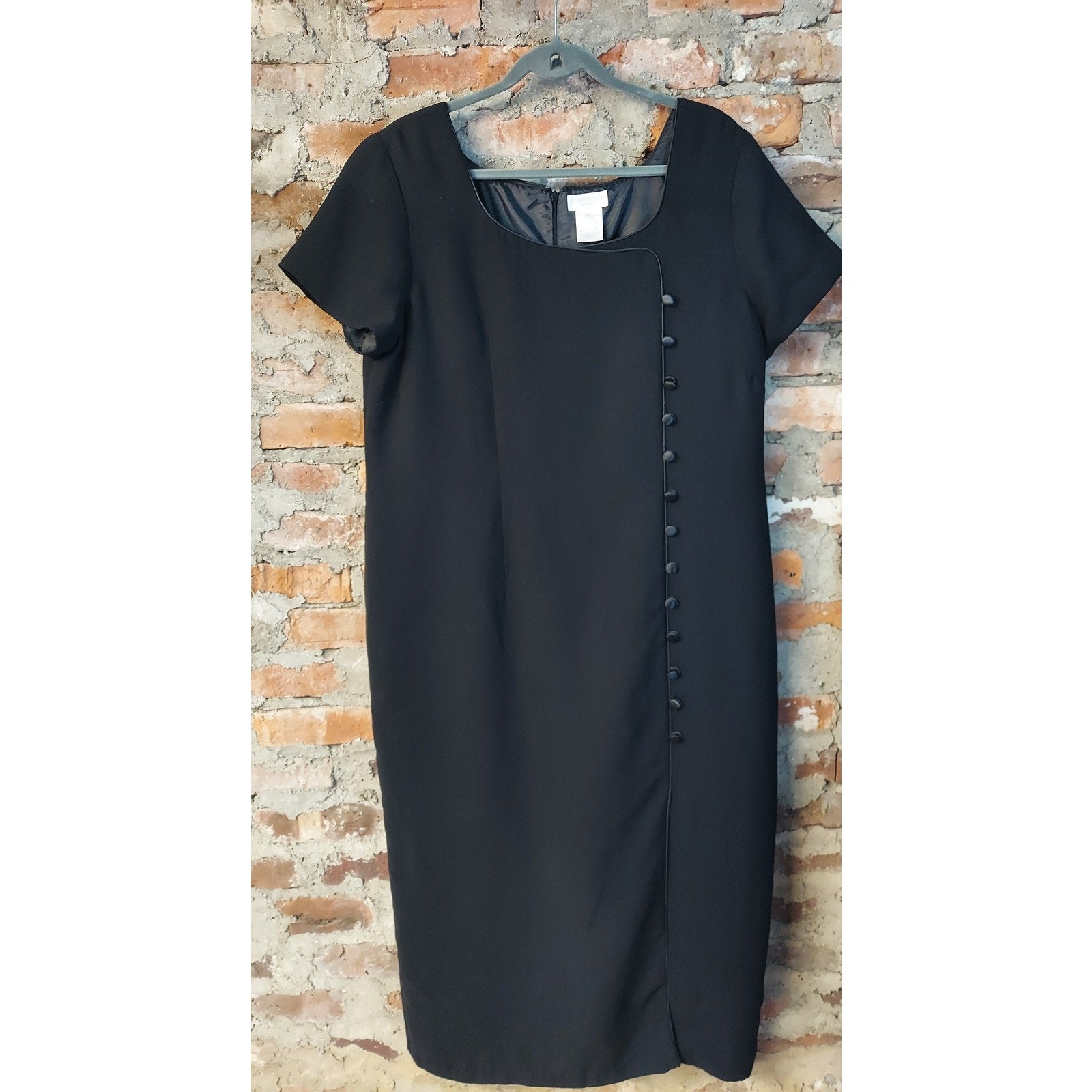 Worthington Woman Womens Sheath Dress Size 18W Black Short Sleeve Button Accent
