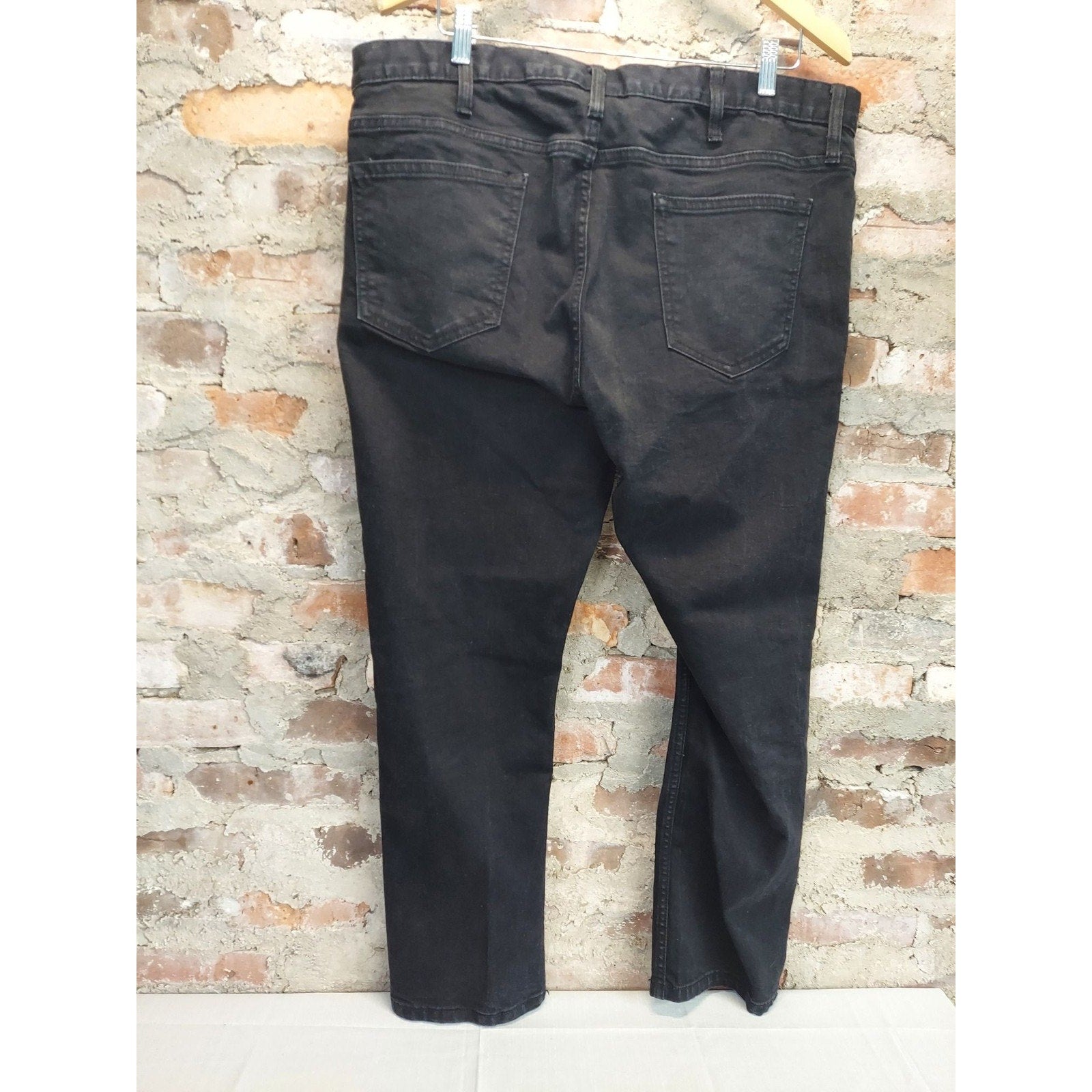 Old Navy Mens Skinny Fit Jeans 40x30 Black Never-Fade Denim Pants