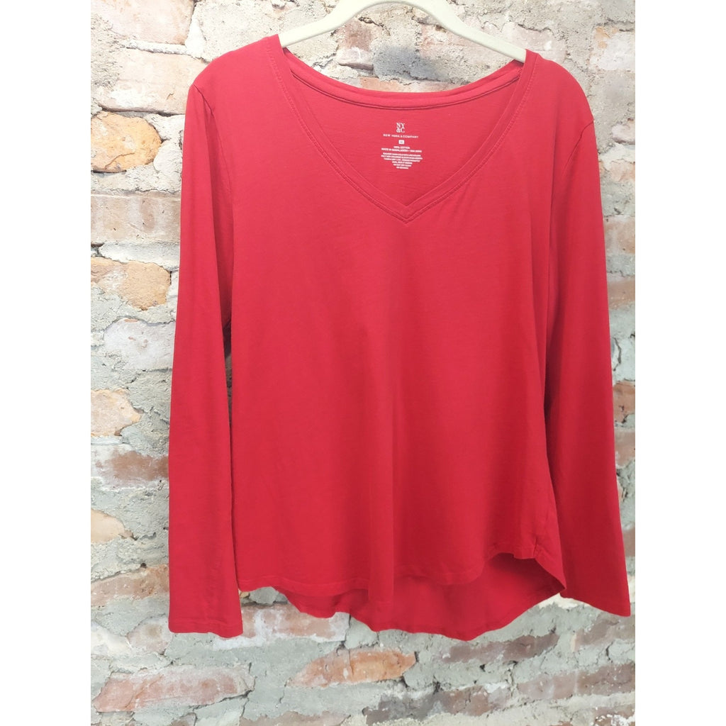 New York Company Womens Long Sleeve V Neck Shirt M Red Cotton Pullover