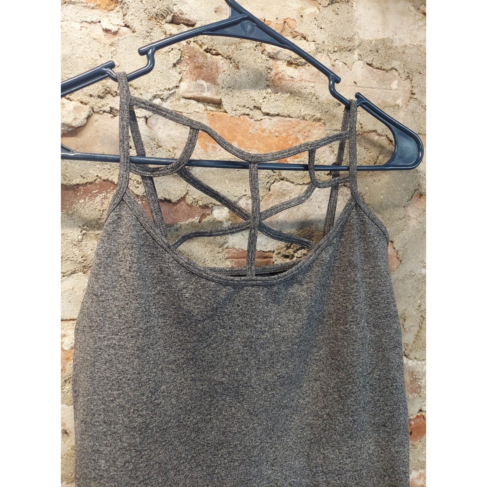 ZENANA OUTFITTERS Womens Tank Top 1X 2X Heather Gray Criss Cross Strappy Back