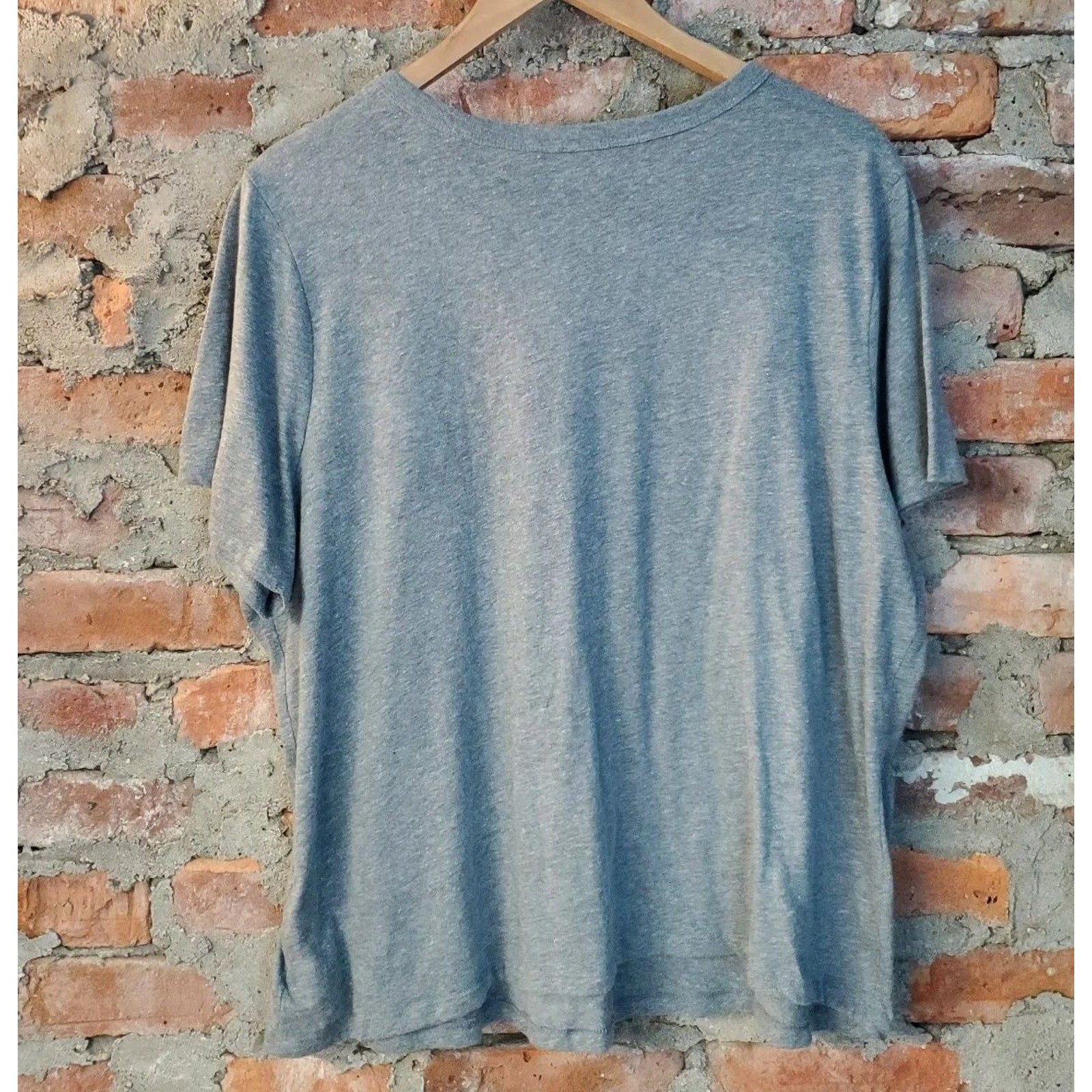 Old Navy Womens T-Shirt Size 2X Gray American Flag Heart Patriotic 4th of July