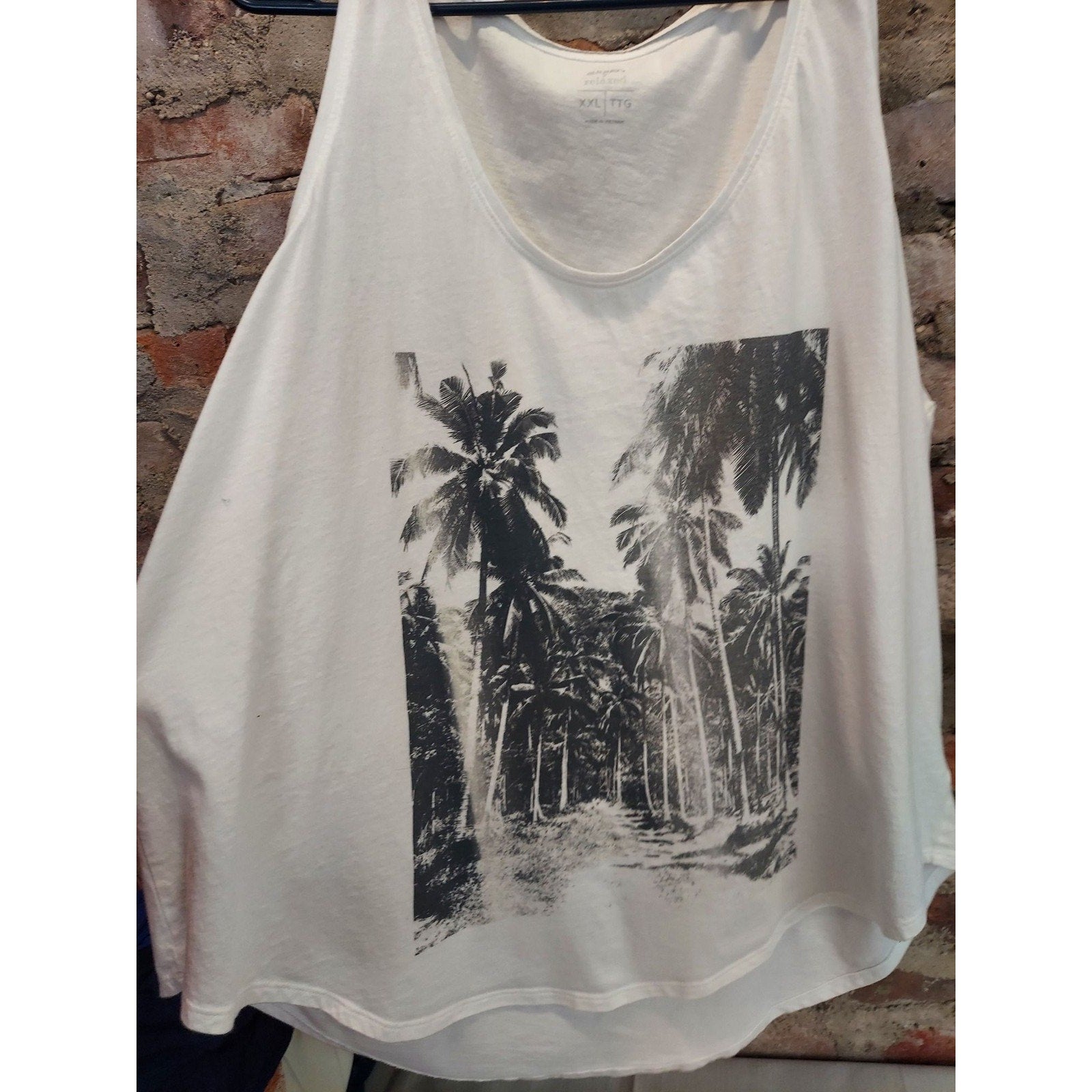 Old Navy Womens Tank Top XXL Relaxed Fit Palm Tree Graphic White Summer