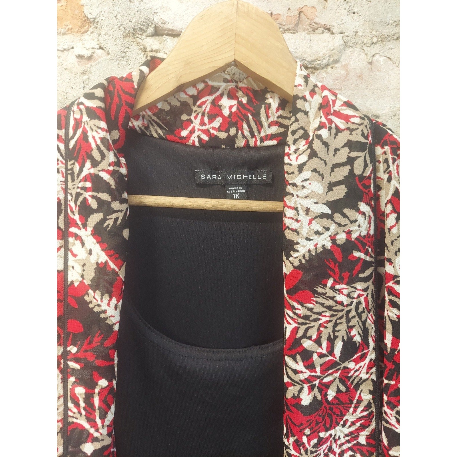 Sara Michelle Womens Layered Shrug Top 1X Red Black Tan Floral Leaf