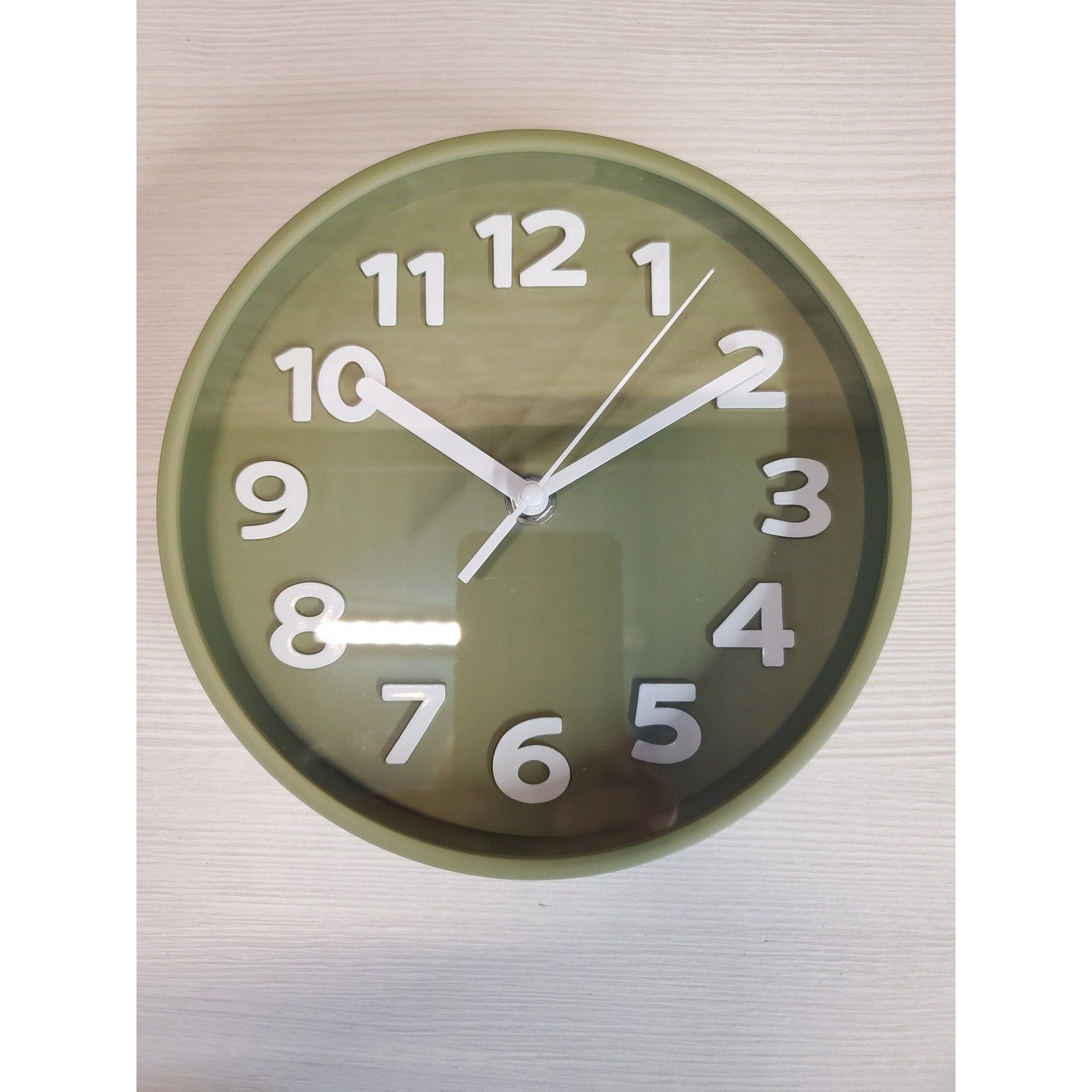 Wall Clock Round Green Modern 7.5 Inch Home Decor Office Living Room