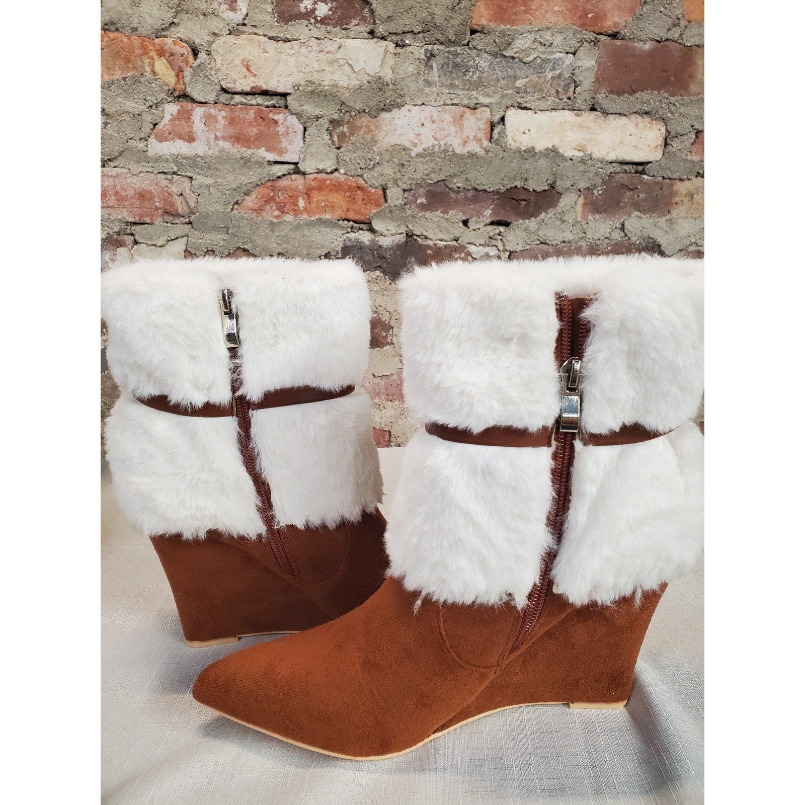 NEWBELLA Womens Ankle Boots 7.5 Brown White Faux Fur Wedge Side Zip Pointed Toe