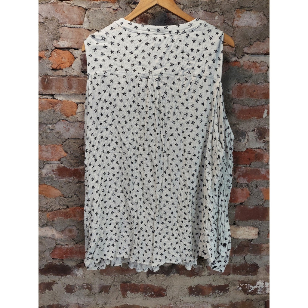 TORRID Womens Cold Shoulder Plus Size 3 White Black Star Print Henley Top