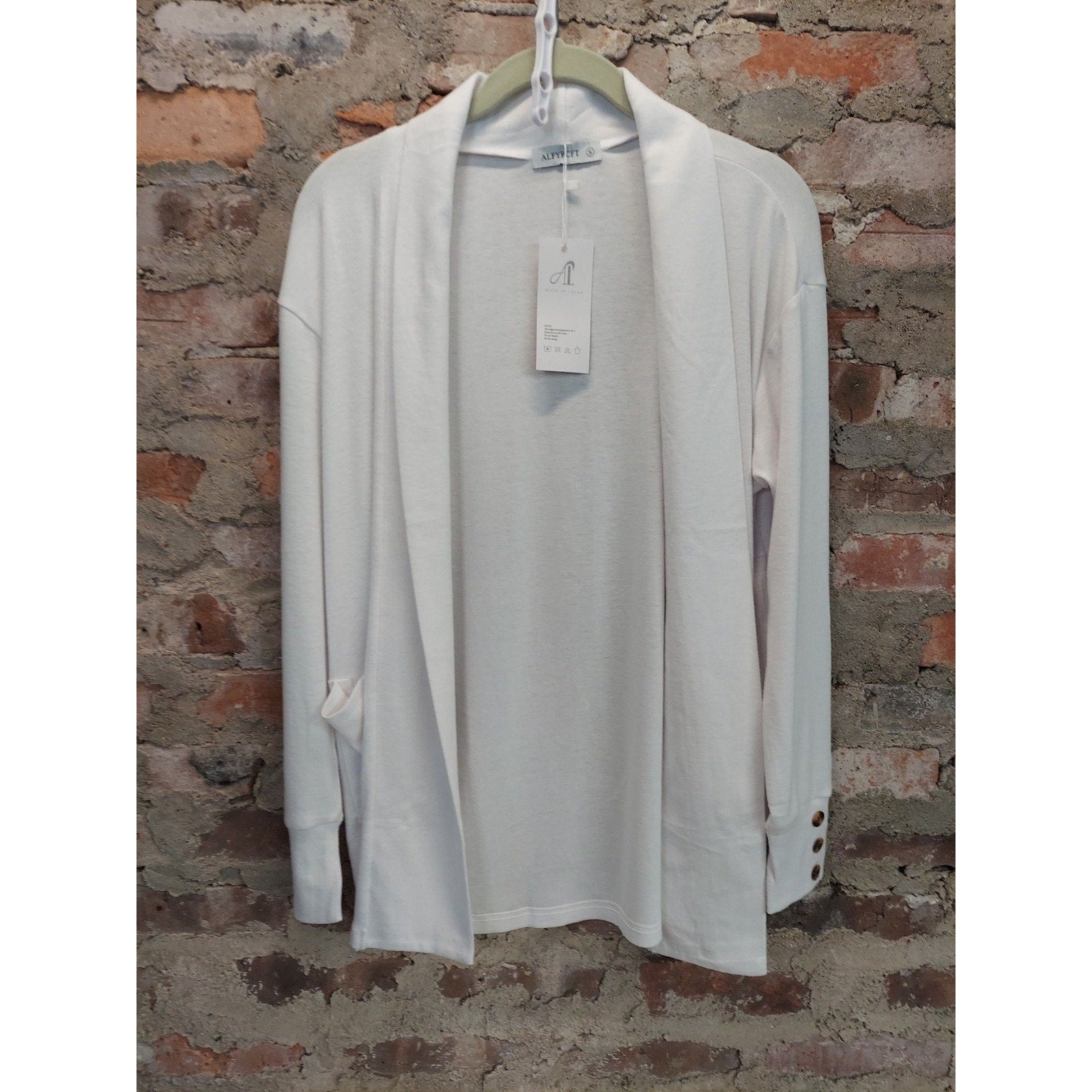 ALFYRCFT Womens Cardigan Sweater Size S White Open Front Long Sleeve Pockets NWT