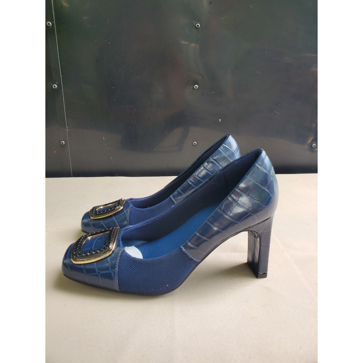 Benassal Womens Pumps Size 5 Navy Blue Crocodile Embossed Buckle Accent Block